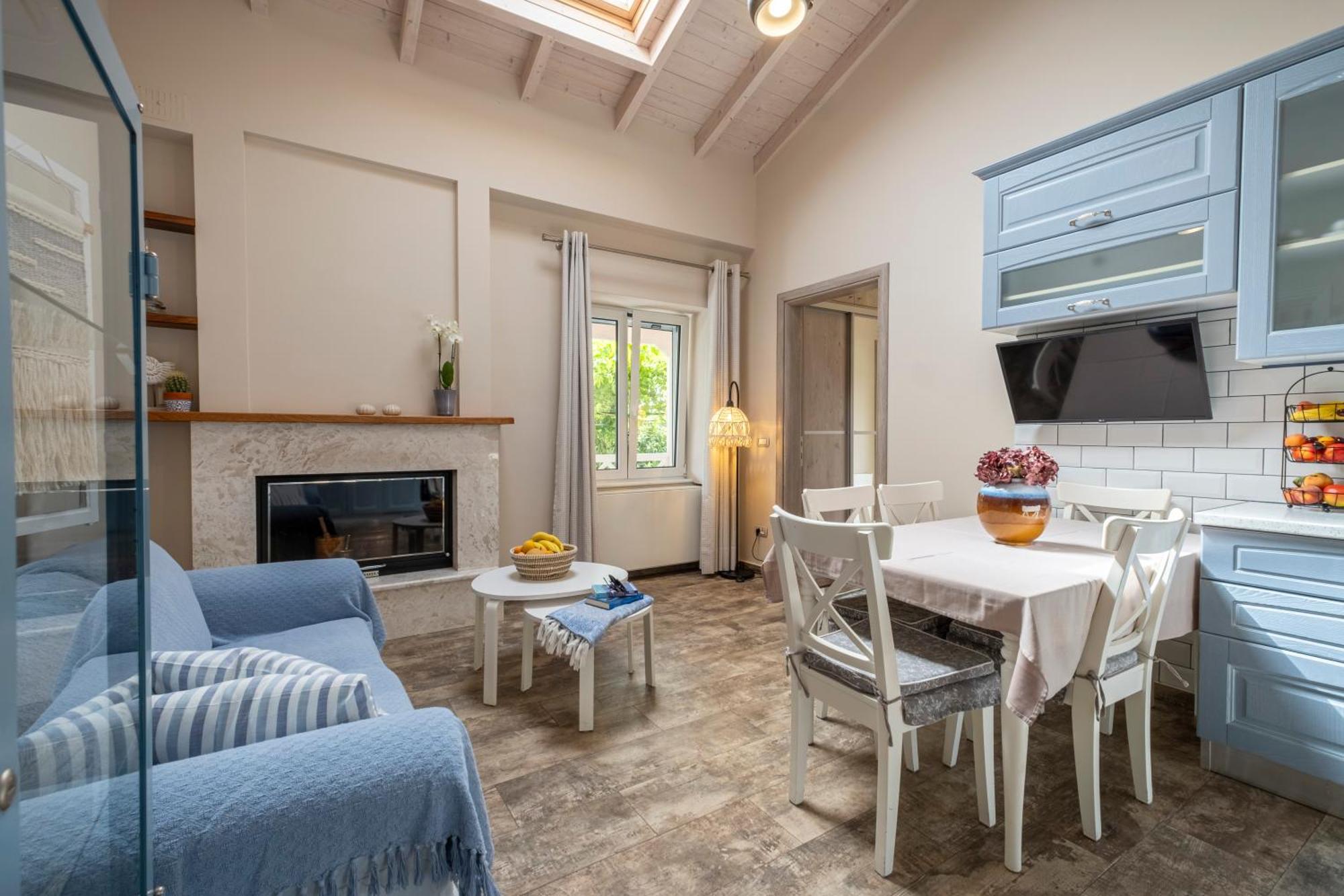 Oasis Home Tolo Exterior photo
