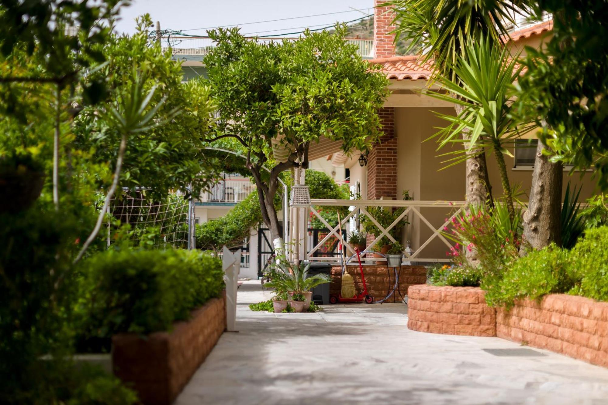 Oasis Home Tolo Exterior photo